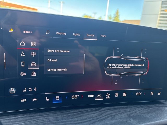 New 2025 Audi Q5 Prestige image 26