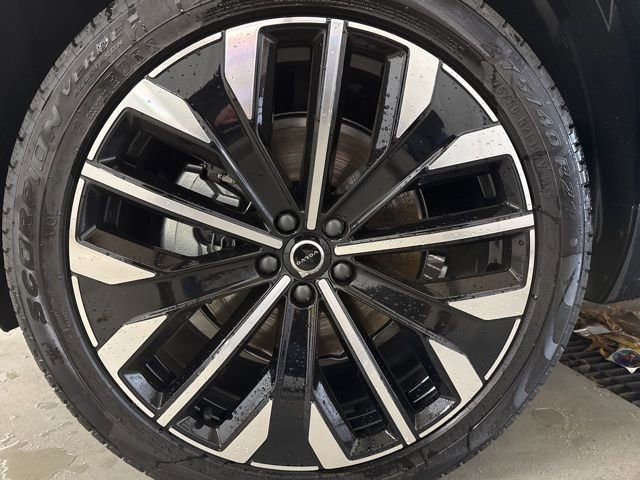 New 2026 Volvo XC90 B6 Ultra w/ Protection Package Premier image 5