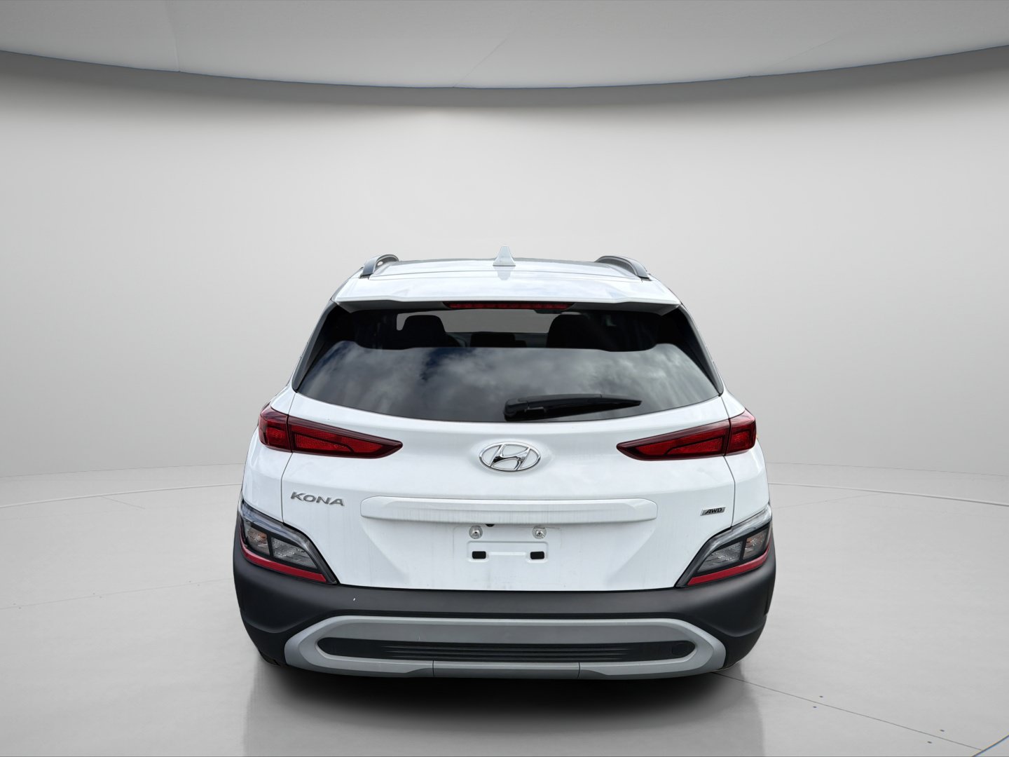 Used 2023 Hyundai Kona SEL AWD/4WD image 3