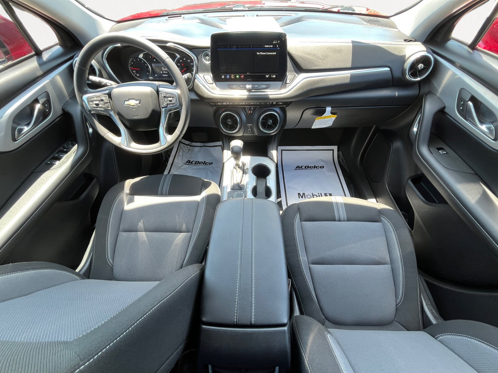 Used 2024 Chevrolet Blazer LT FWD image 4