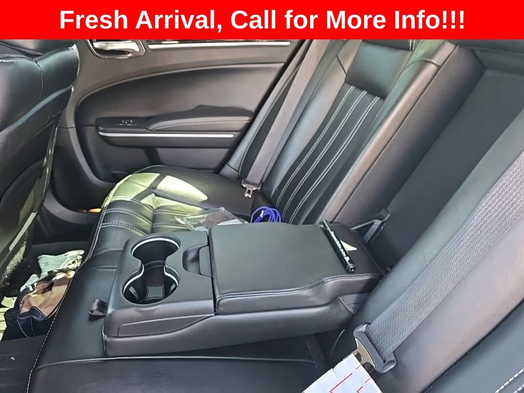 Used 2019 Chrysler 300 S RWD image 18