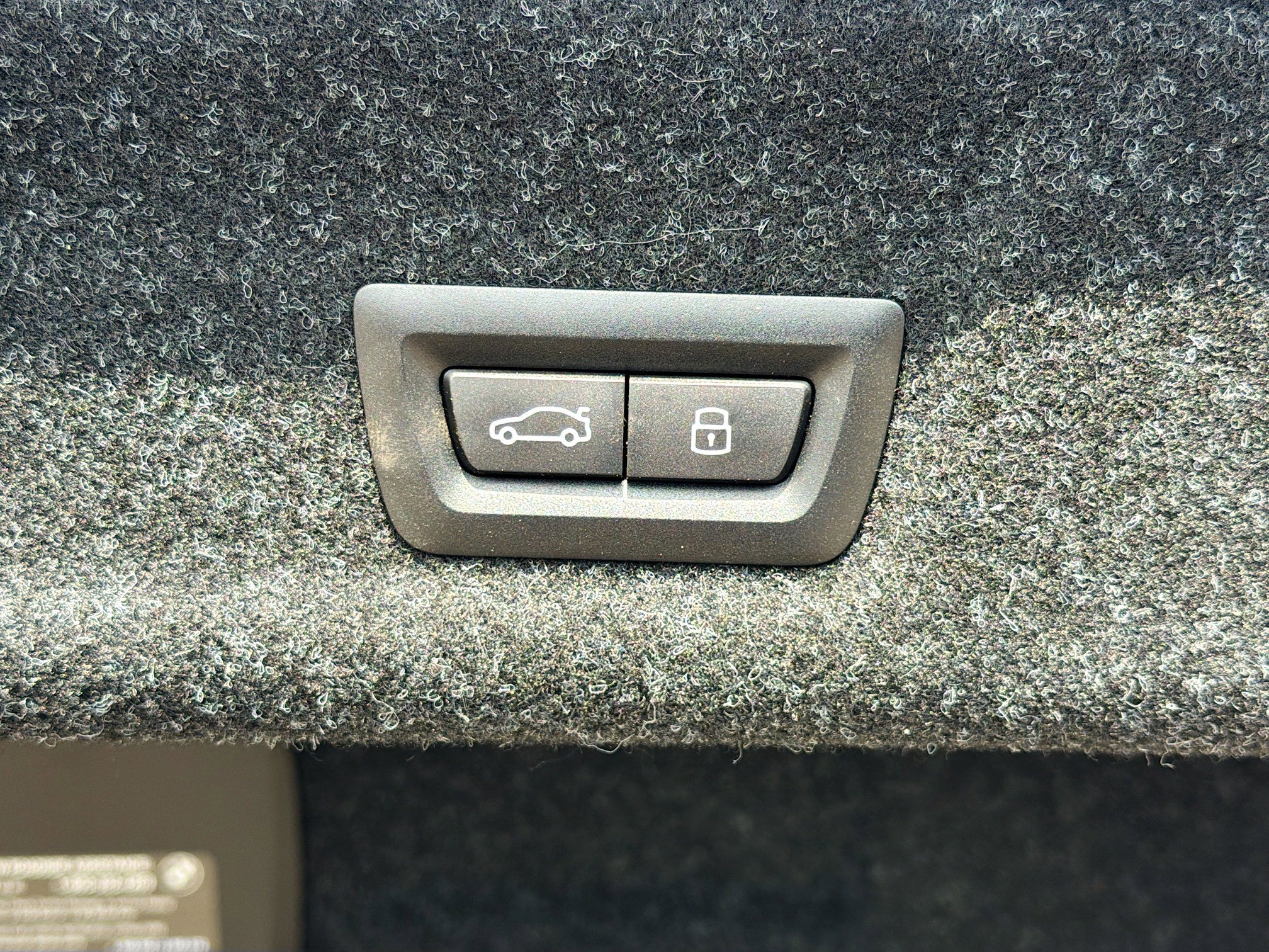 Used 2025 BMW 330i Sedan RWD image 13