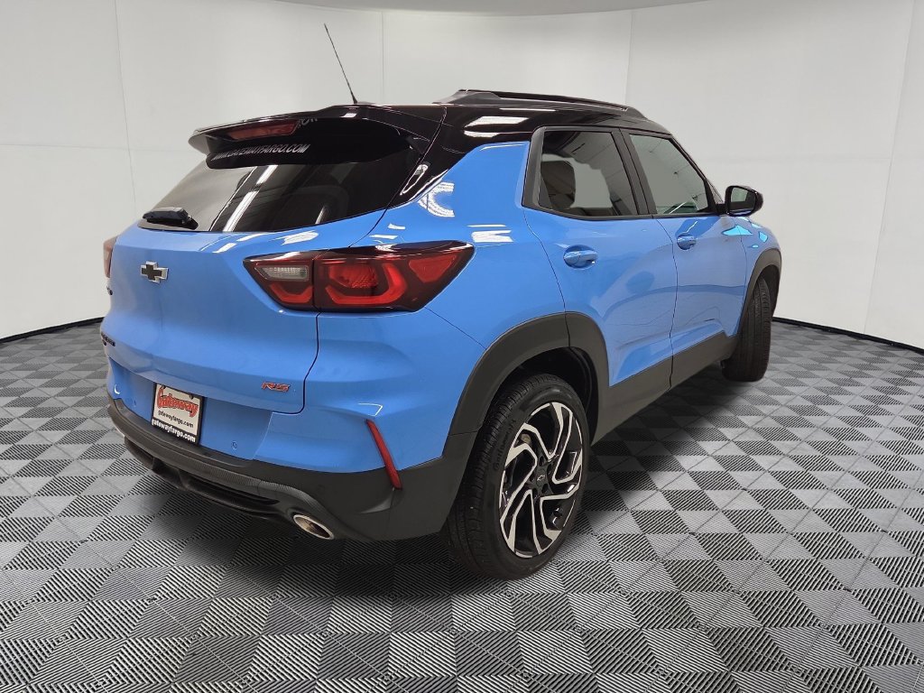 Used 2024 Chevrolet TrailBlazer RS w/ Driver Confidence Package AWD/4WD image 4