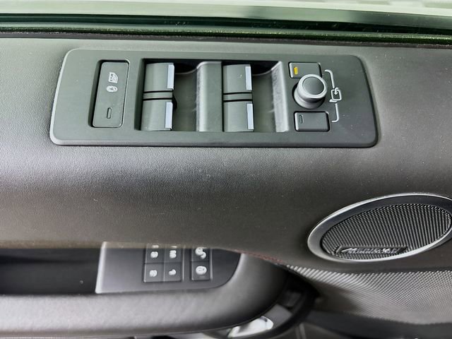 Used 2019 Land Rover Discovery HSE AWD/4WD image 19