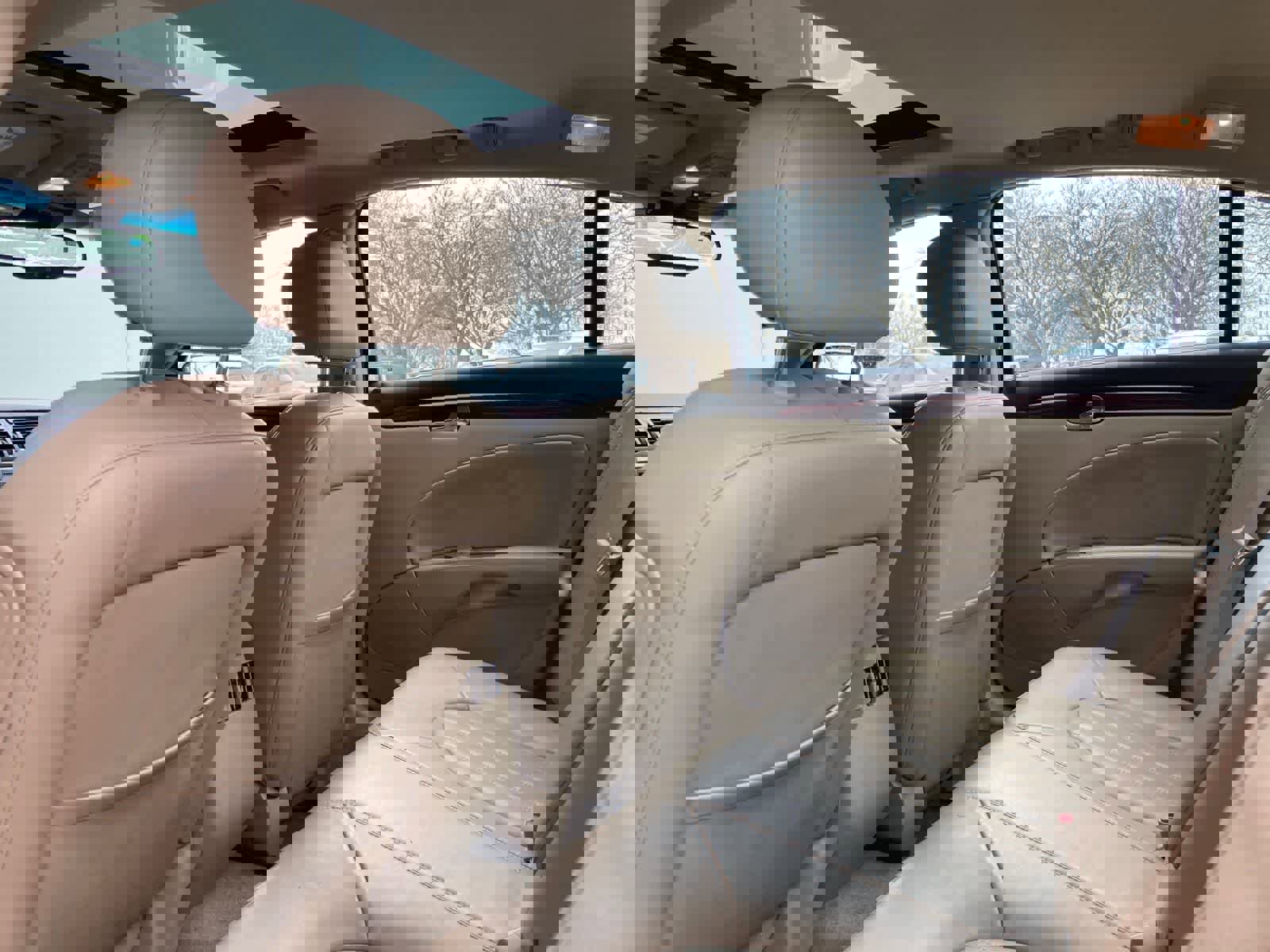 Used 2007 Buick Lucerne CXS w/ Driver Confidence Package image 3