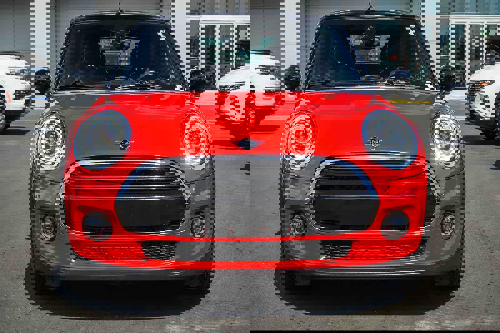 Used 2021 MINI Cooper Cooper image 2