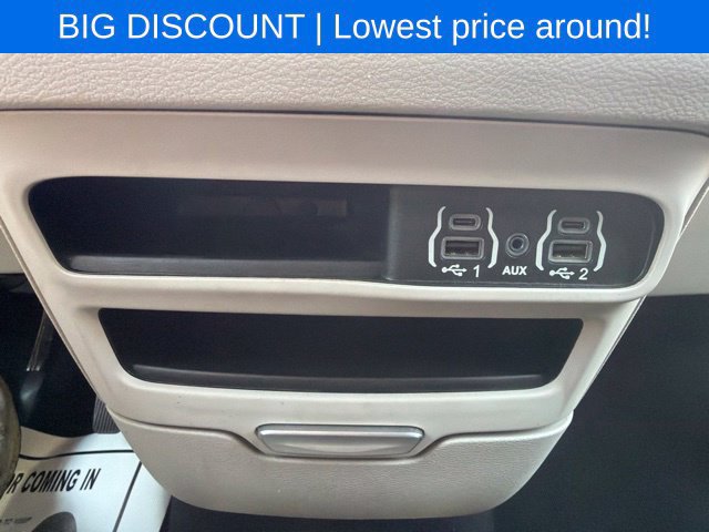 Used 2022 Chrysler Voyager LX FWD image 38