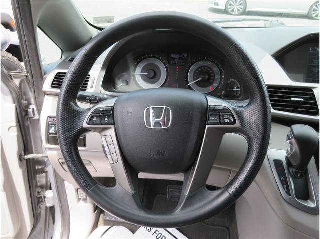 Used 2016 Honda Odyssey SE image 10