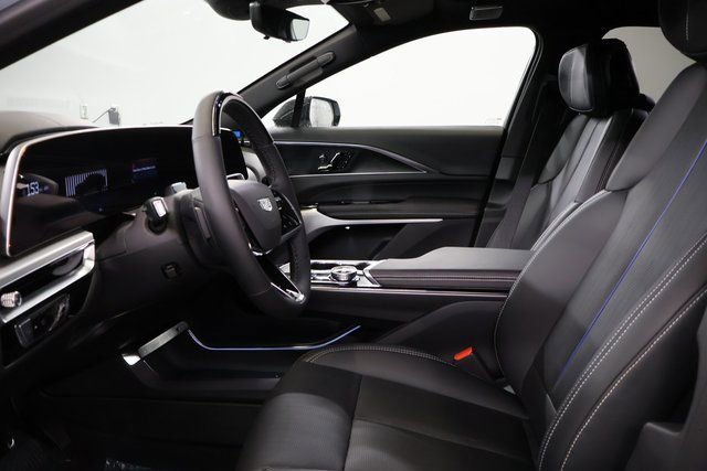 New 2026 Cadillac Lyriq Signature Luxury image 12