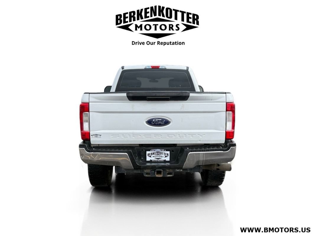 Used 2017 Ford F250 XL w/ Power Equipment Group AWD/4WD image 4