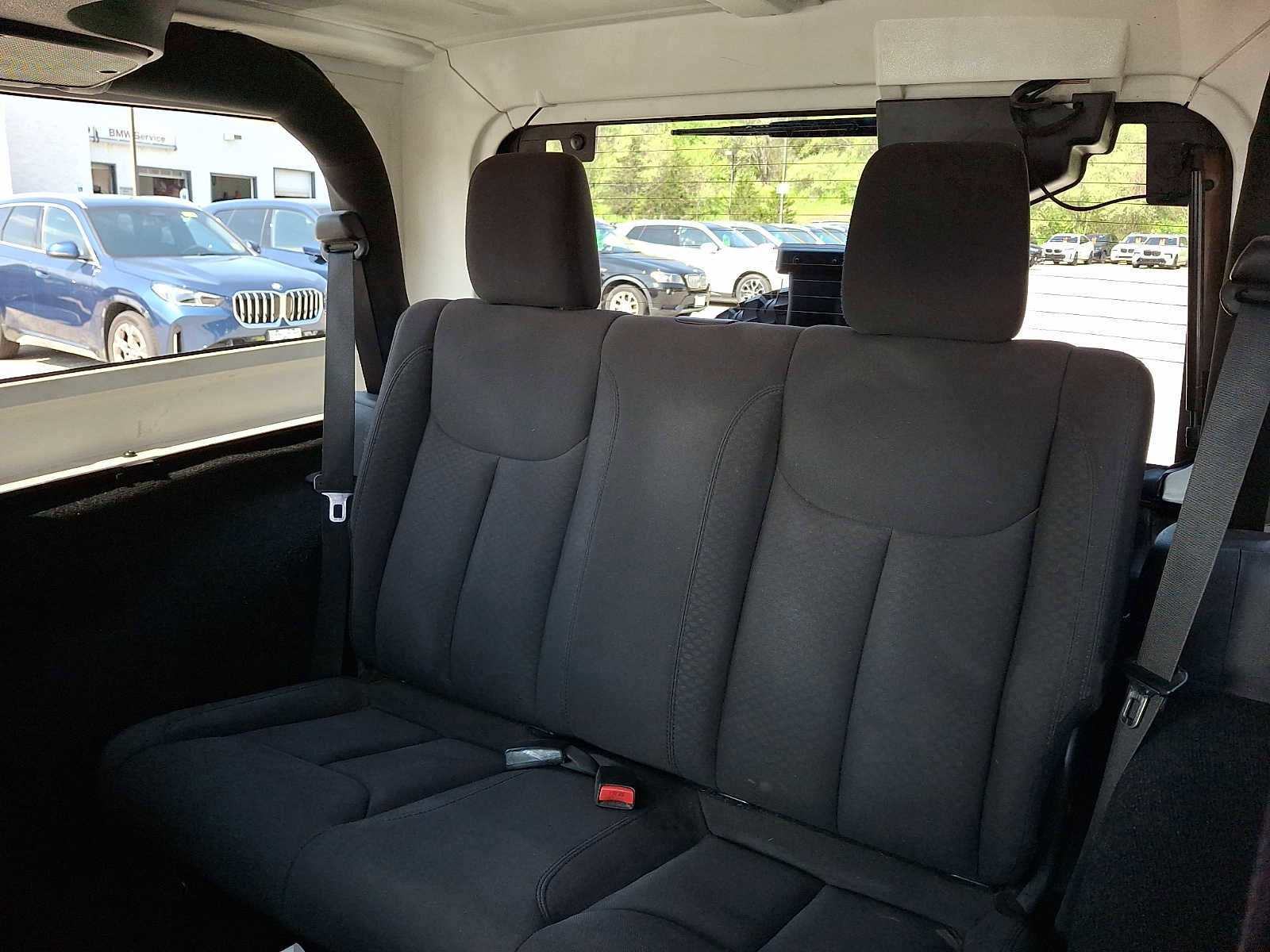 Used 2015 Jeep Wrangler Sport AWD/4WD image 10