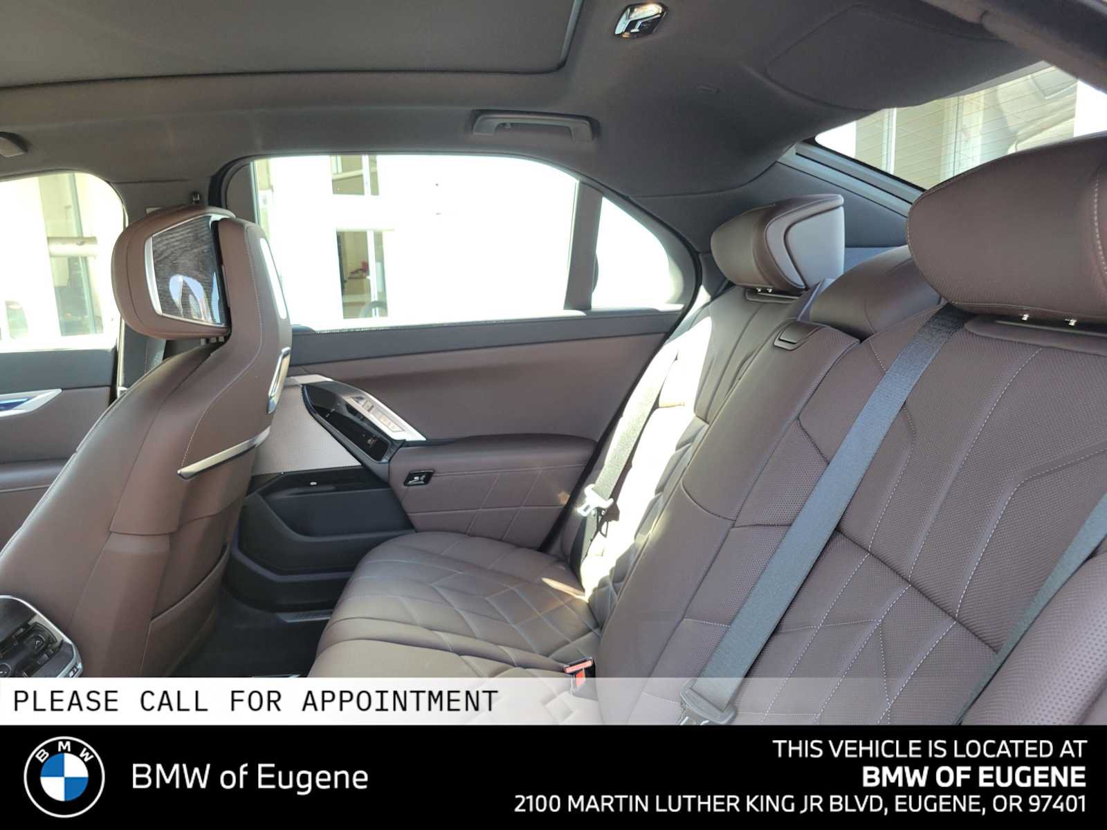Used 2025 BMW i7 eDrive50 w/ M Sport Package RWD image 20