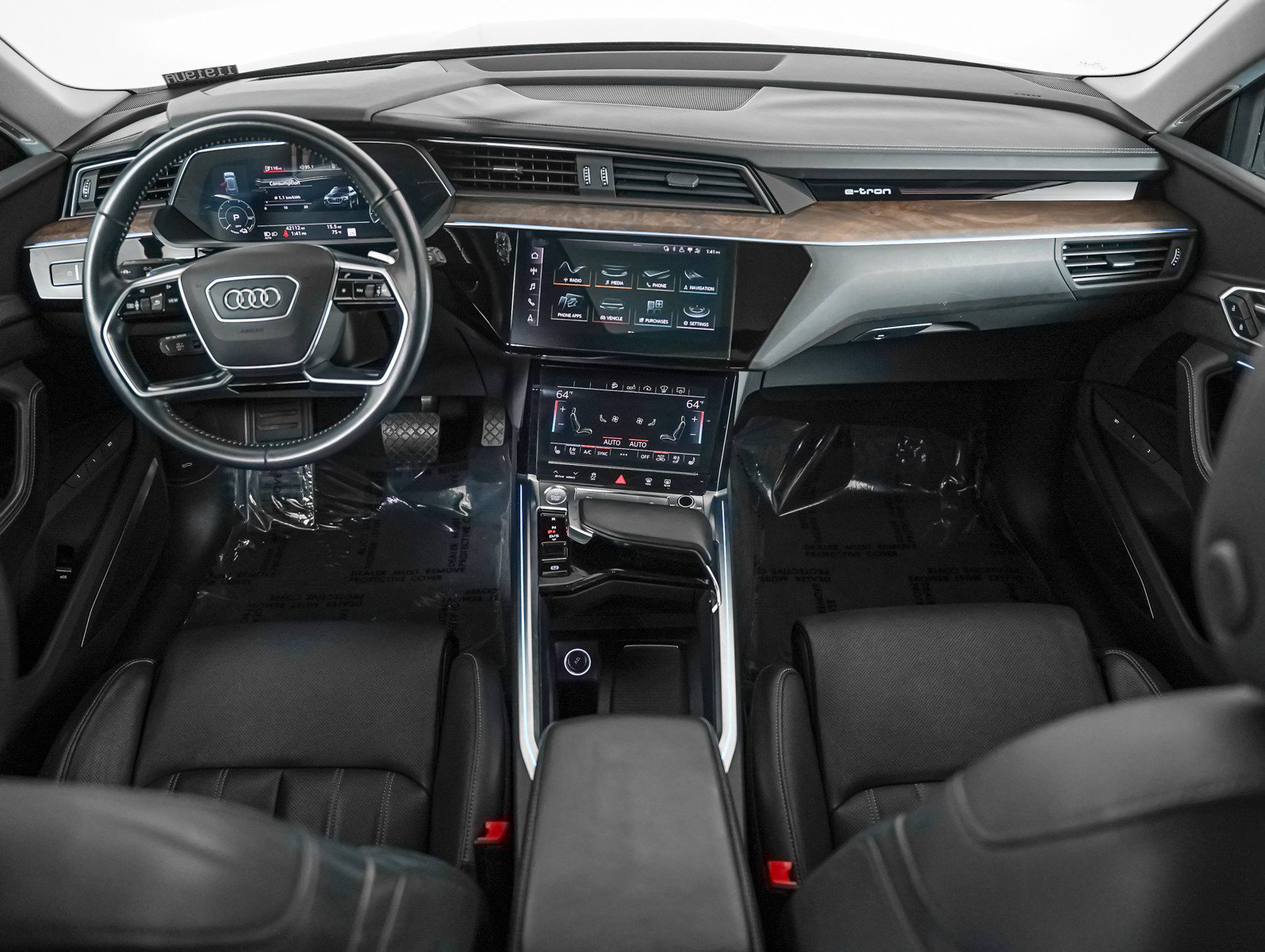 Used 2019 Audi e-tron Prestige w/ Prestige Package AWD/4WD image 12