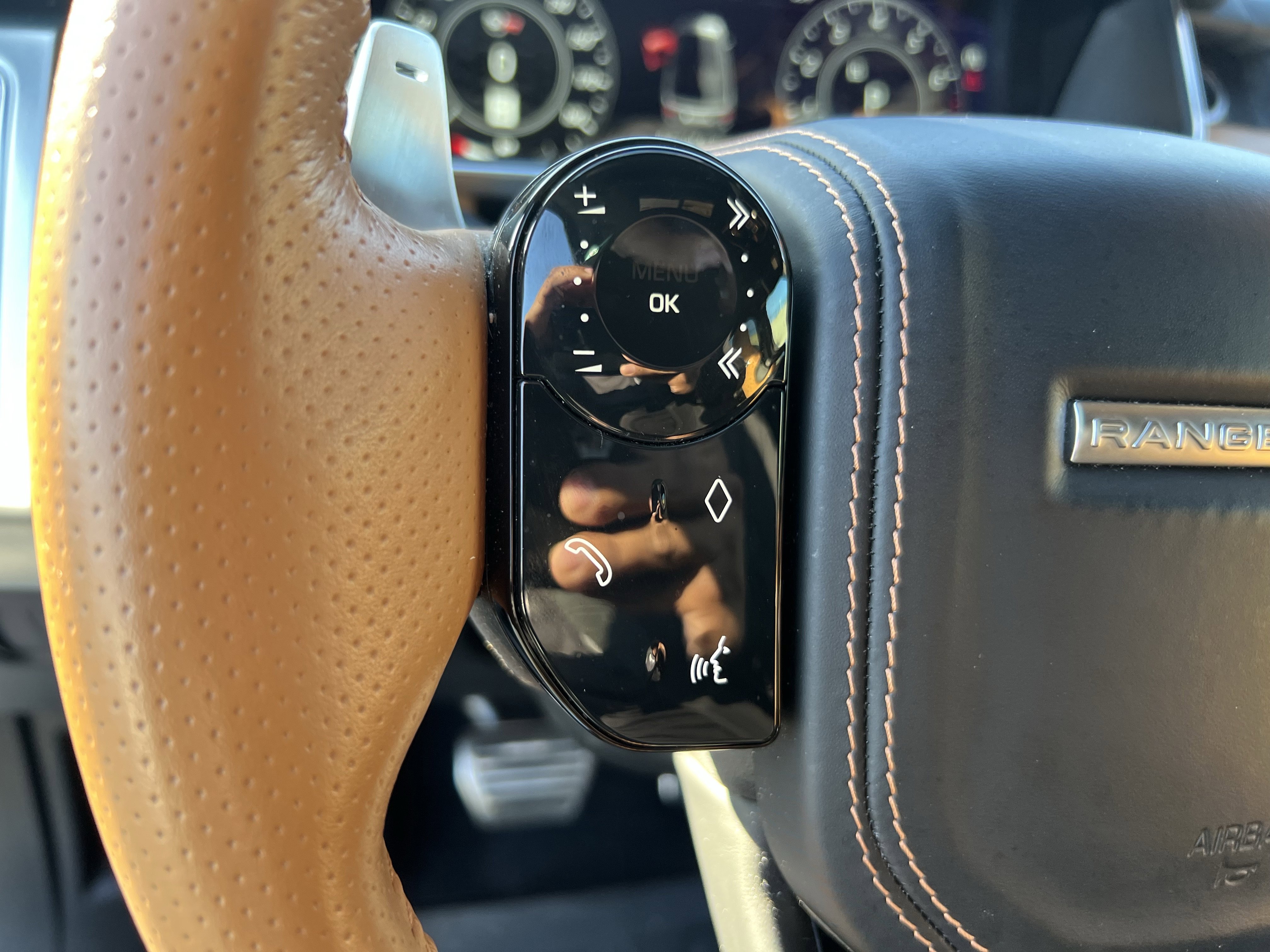 Certified 2022 Land Rover Range Rover Sport SVR image 20