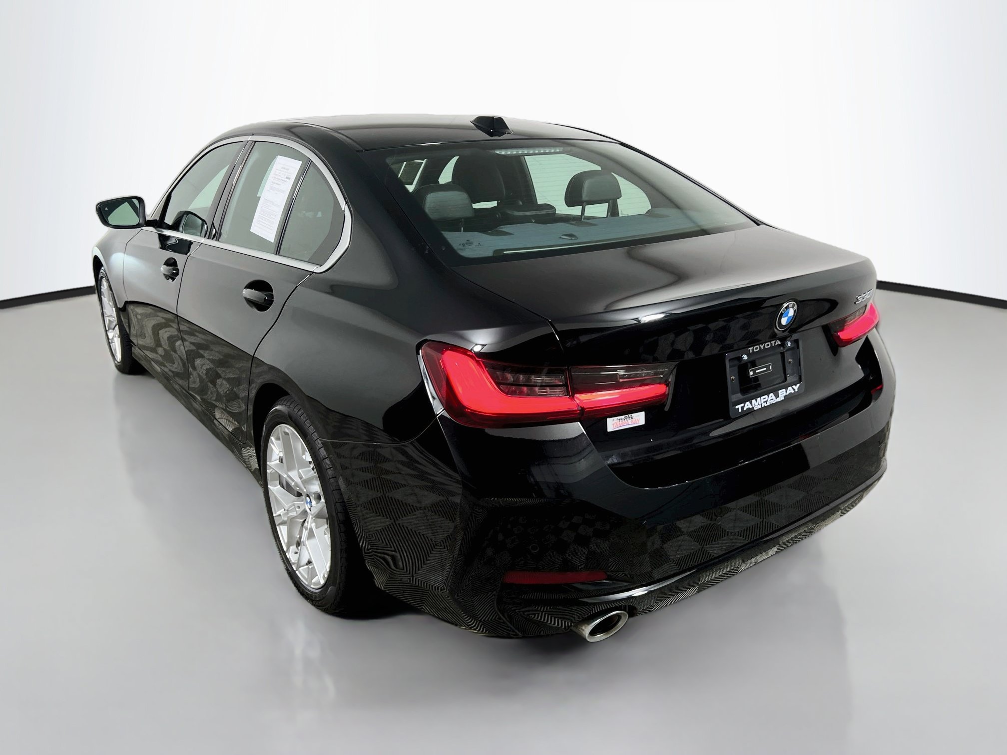Used 2025 BMW 330i Sedan RWD image 8