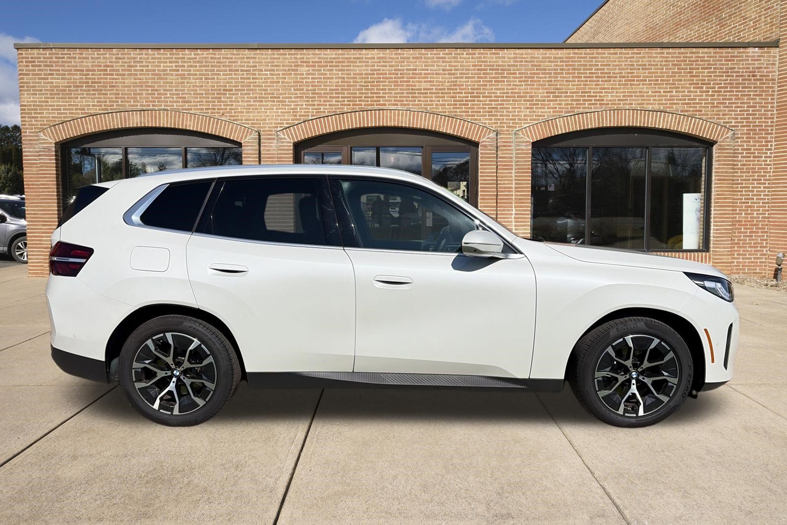 Used 2026 BMW X3 xDrive30i AWD/4WD image 2