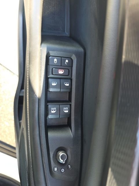 Certified 2024 Jeep Grand Cherokee L Laredo image 11