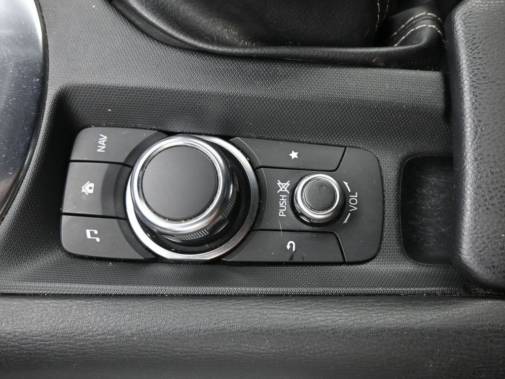 Used 2019 FIAT 124 Spider Classica w/ Technology Group image 28