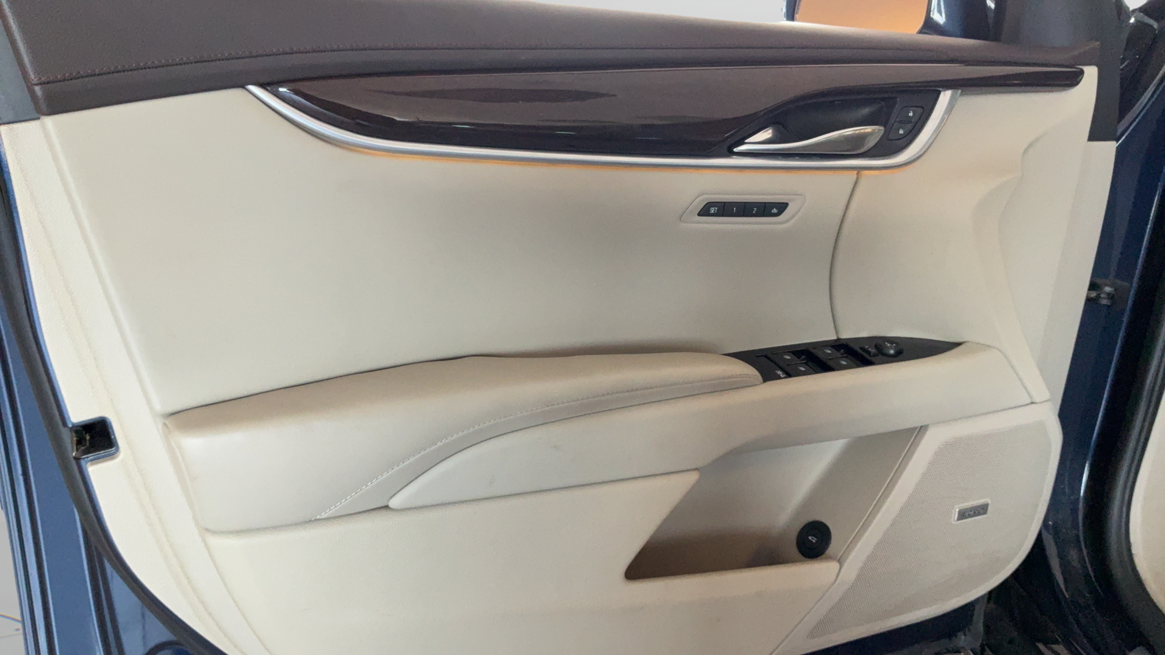Used 2017 Cadillac XTS Luxury w/ Driver Awareness Package FWD image 24