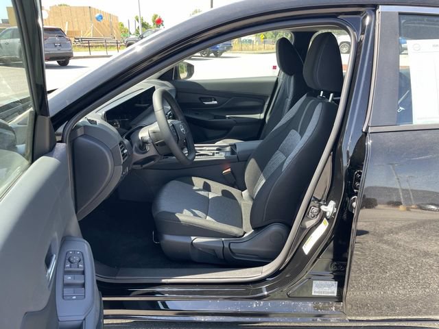 New 2026 Nissan Sentra SV w/ SV Convenience Package FWD image 13