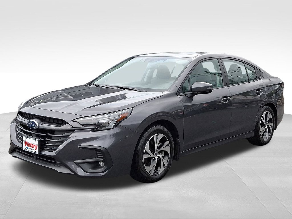 Used 2025 Subaru Legacy Premium AWD/4WD image 3