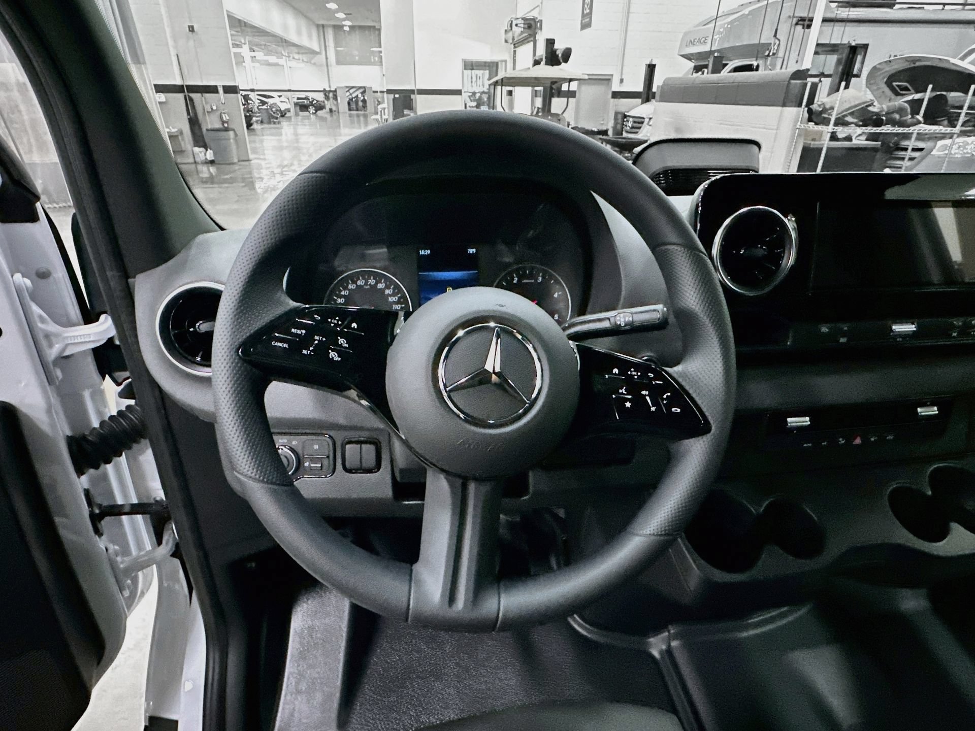 New 2026 Mercedes-Benz Sprinter 2500 image 12
