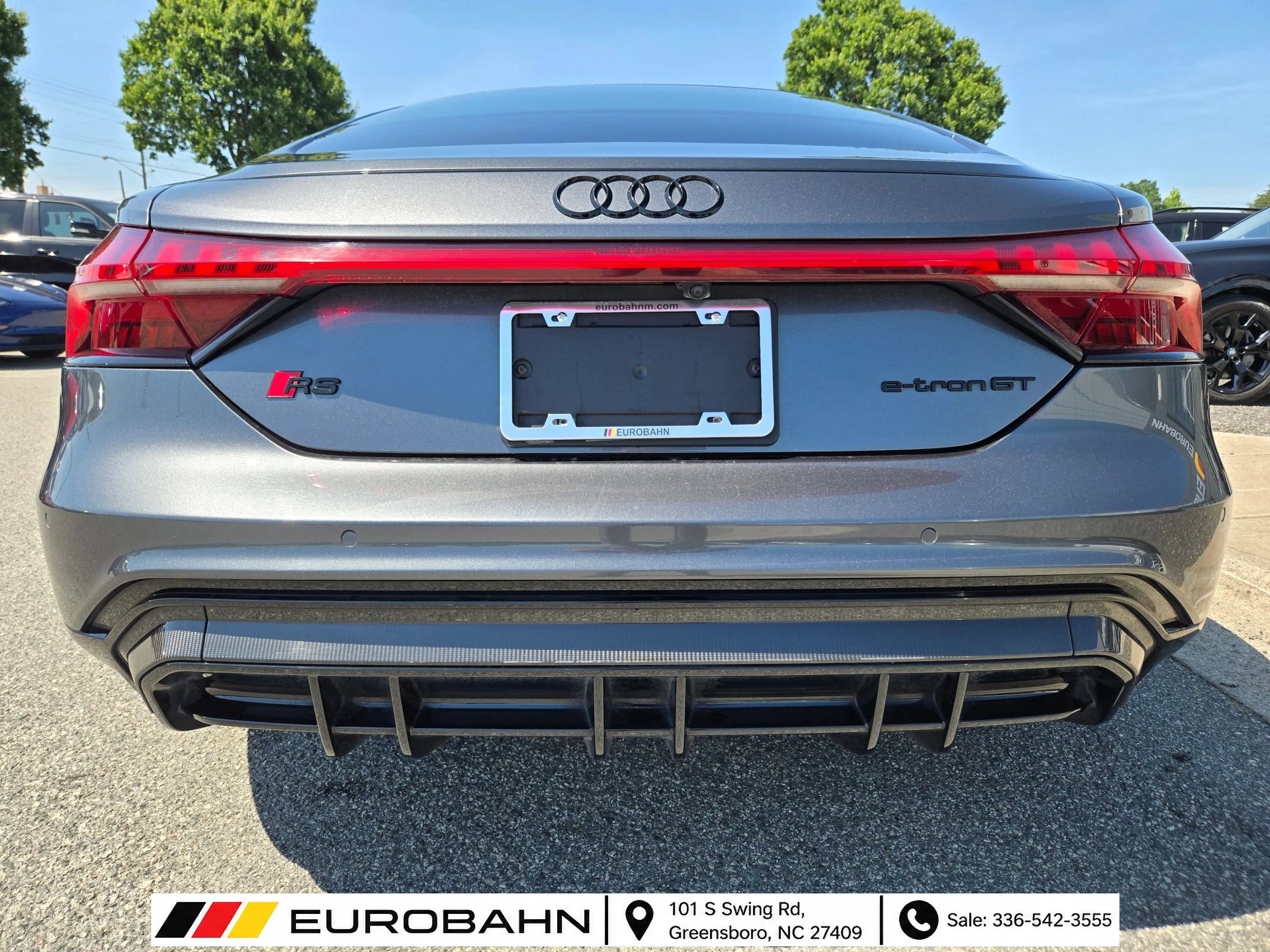 Used 2022 Audi RS e-tron GT w/ Year 1 Package AWD/4WD image 4