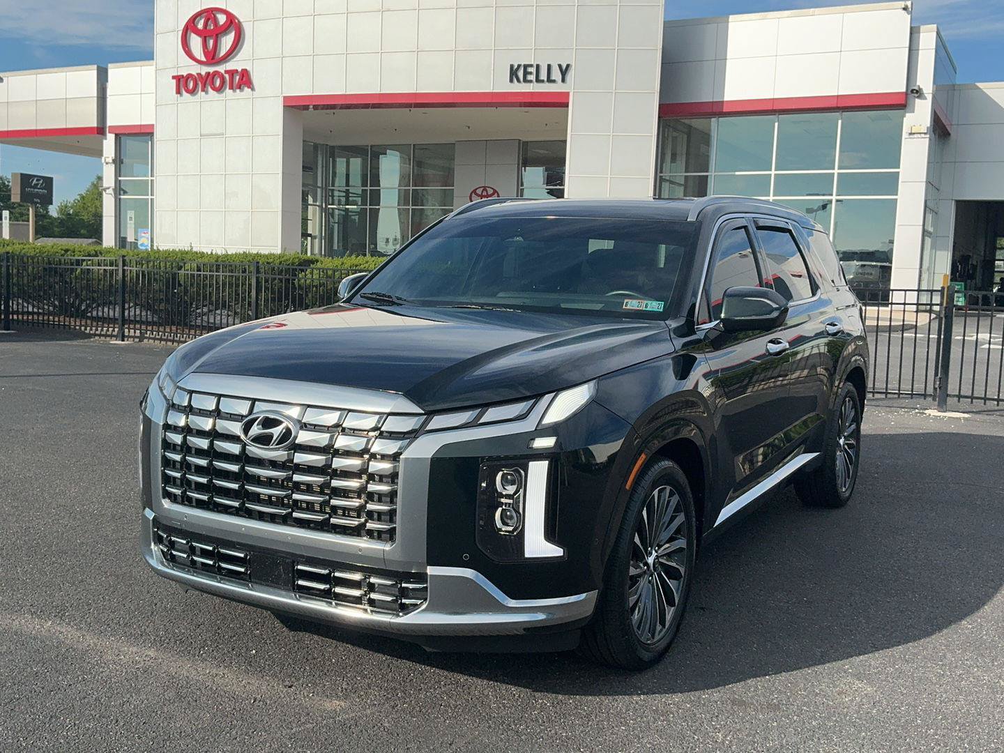 Used 2023 Hyundai Palisade Calligraphy AWD/4WD image 1