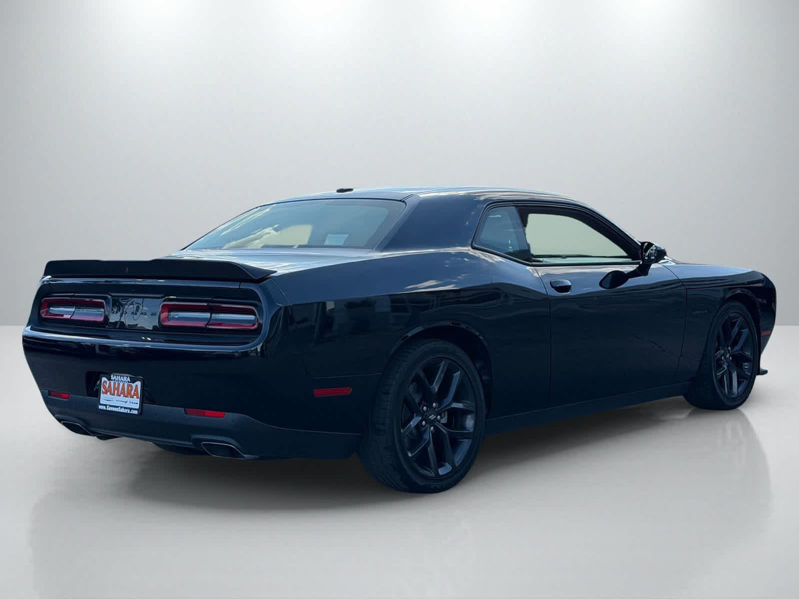Used 2022 Dodge Challenger R/T w/ Blacktop Package RWD image 8