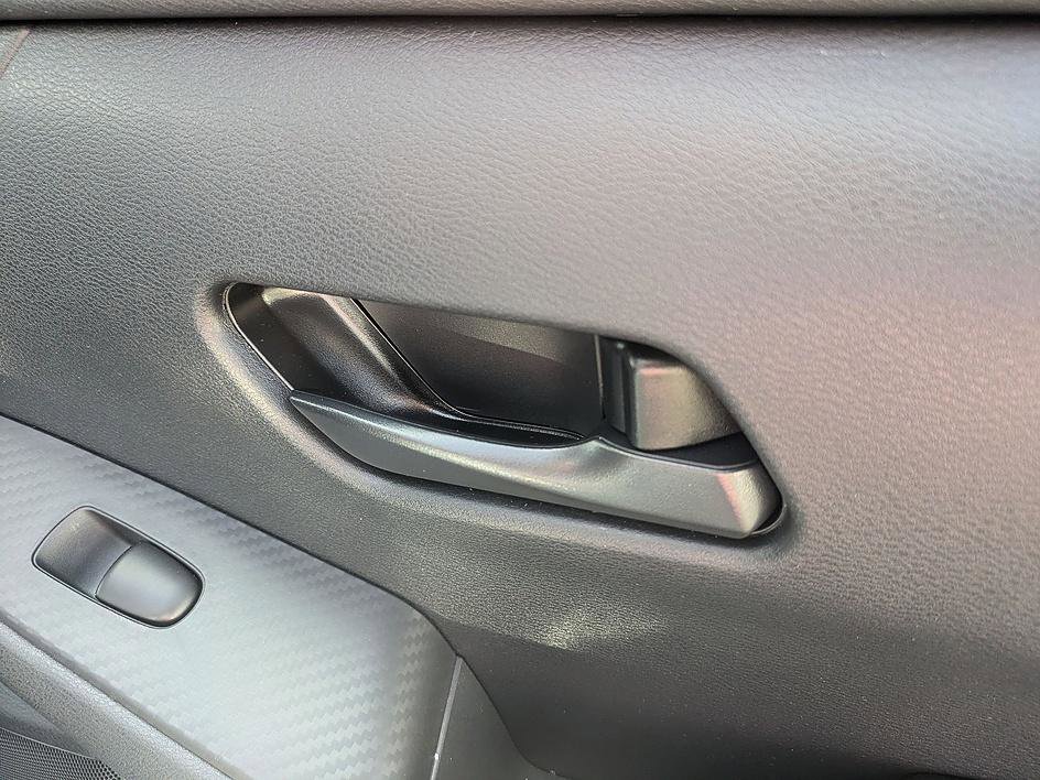 Used 2025 Nissan Sentra SV image 34