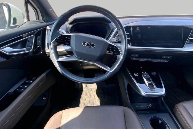 Used 2023 Audi Q4 e-tron Premium Plus w/ Premium Plus AWD/4WD image 5