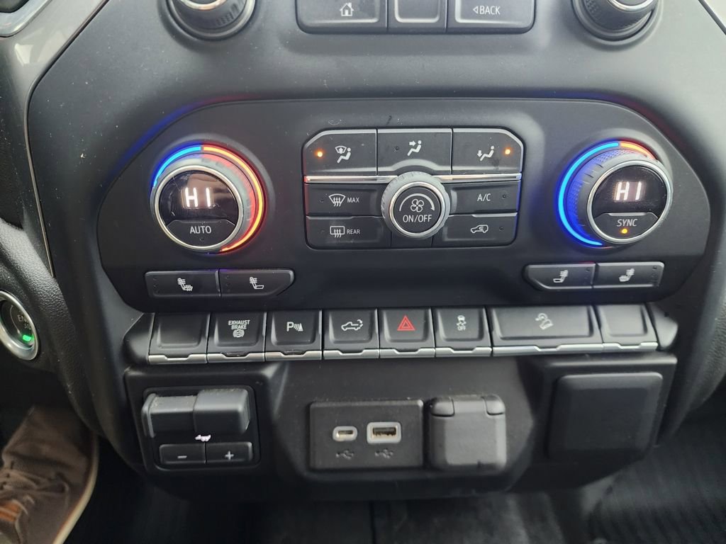 Certified 2022 Chevrolet Silverado 3500 LT w/ Convenience Package image 38