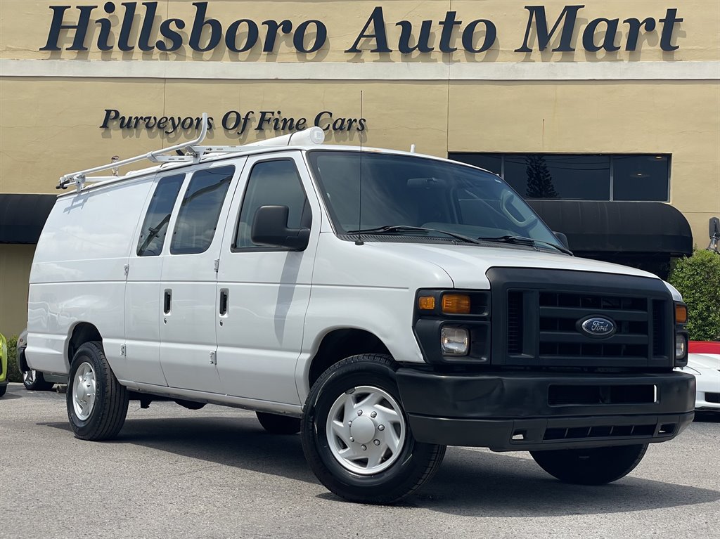Used 2009 Ford E-250 and Econoline 250 Extended RWD image 2
