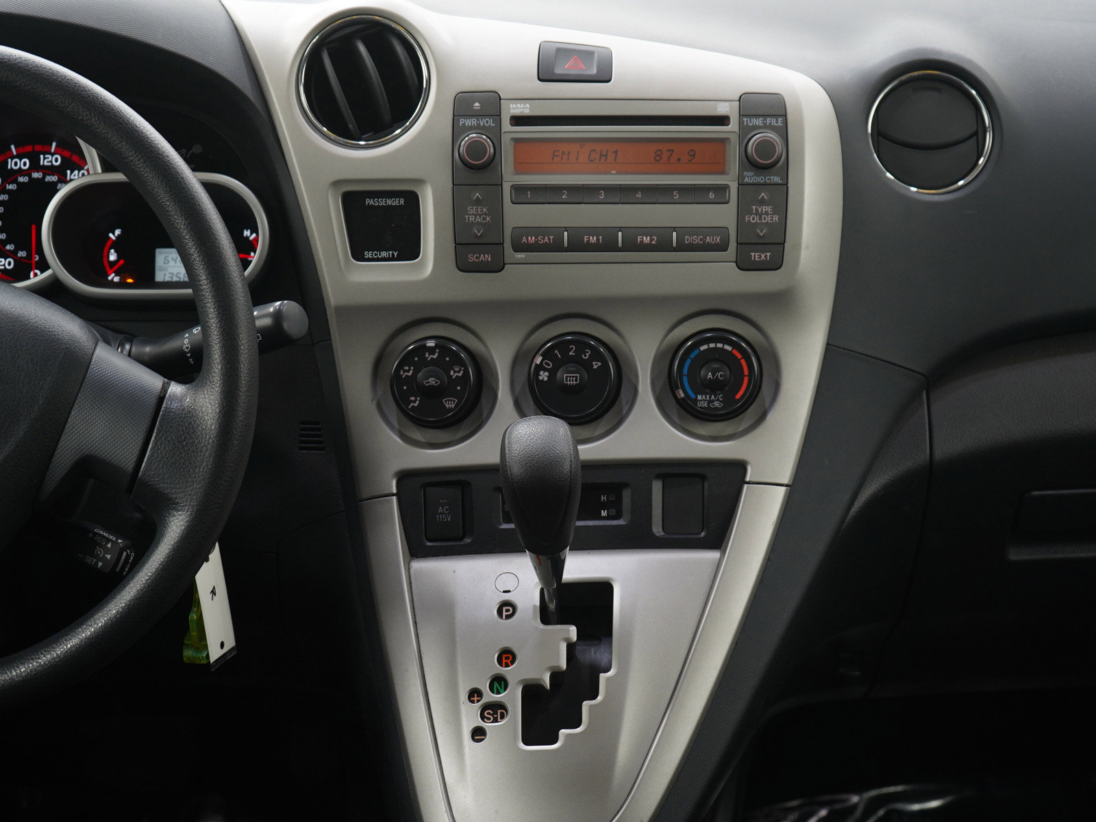 Used 2009 Toyota Matrix S image 14