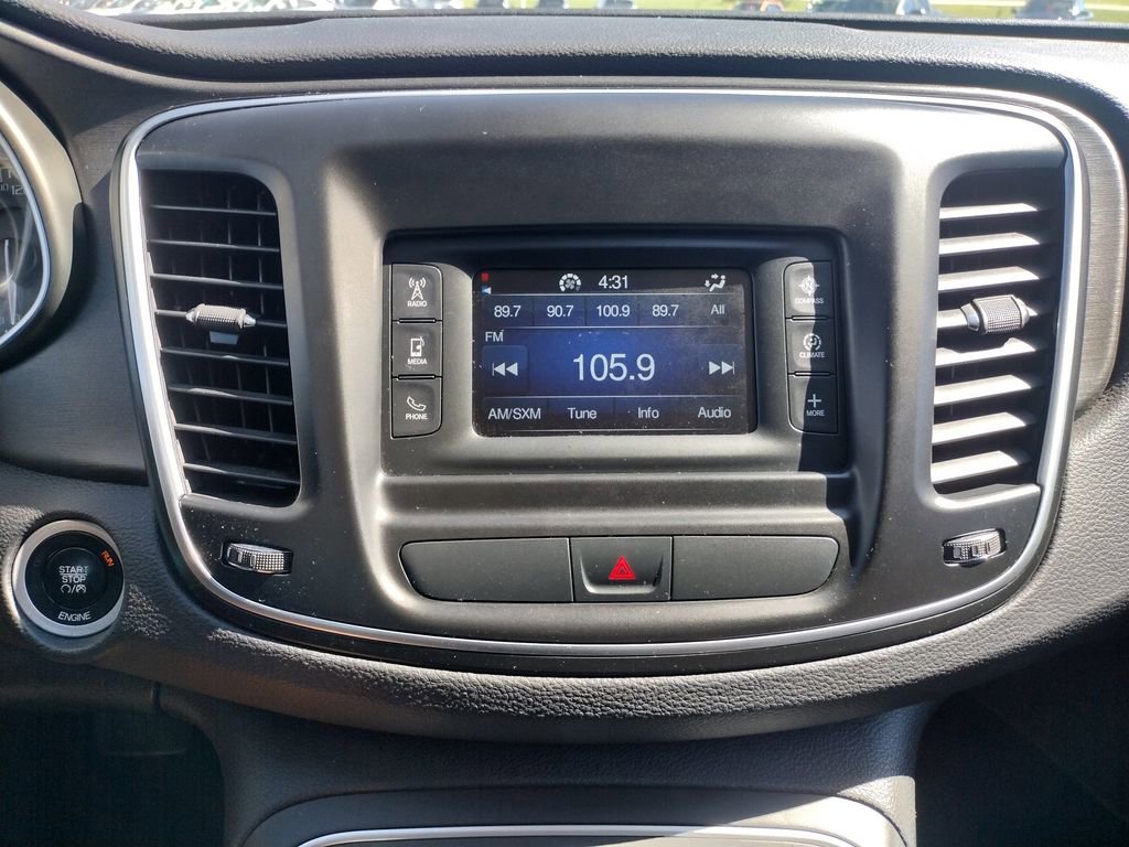 Used 2016 Chrysler 200 LX FWD image 22