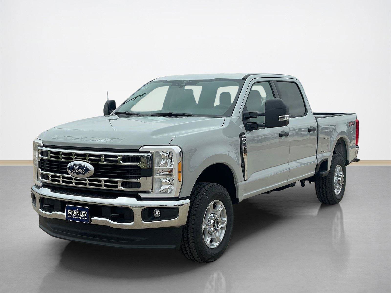 New 2026 Ford F250 XLT AWD/4WD image 3