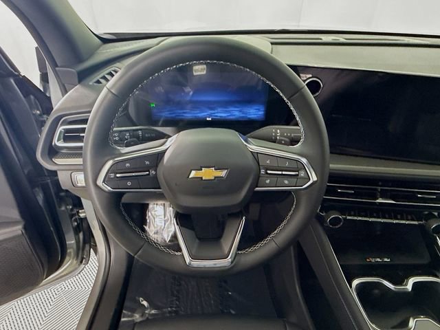 New 2026 Chevrolet Traverse LT w/ Driver Confidence Package AWD/4WD image 13