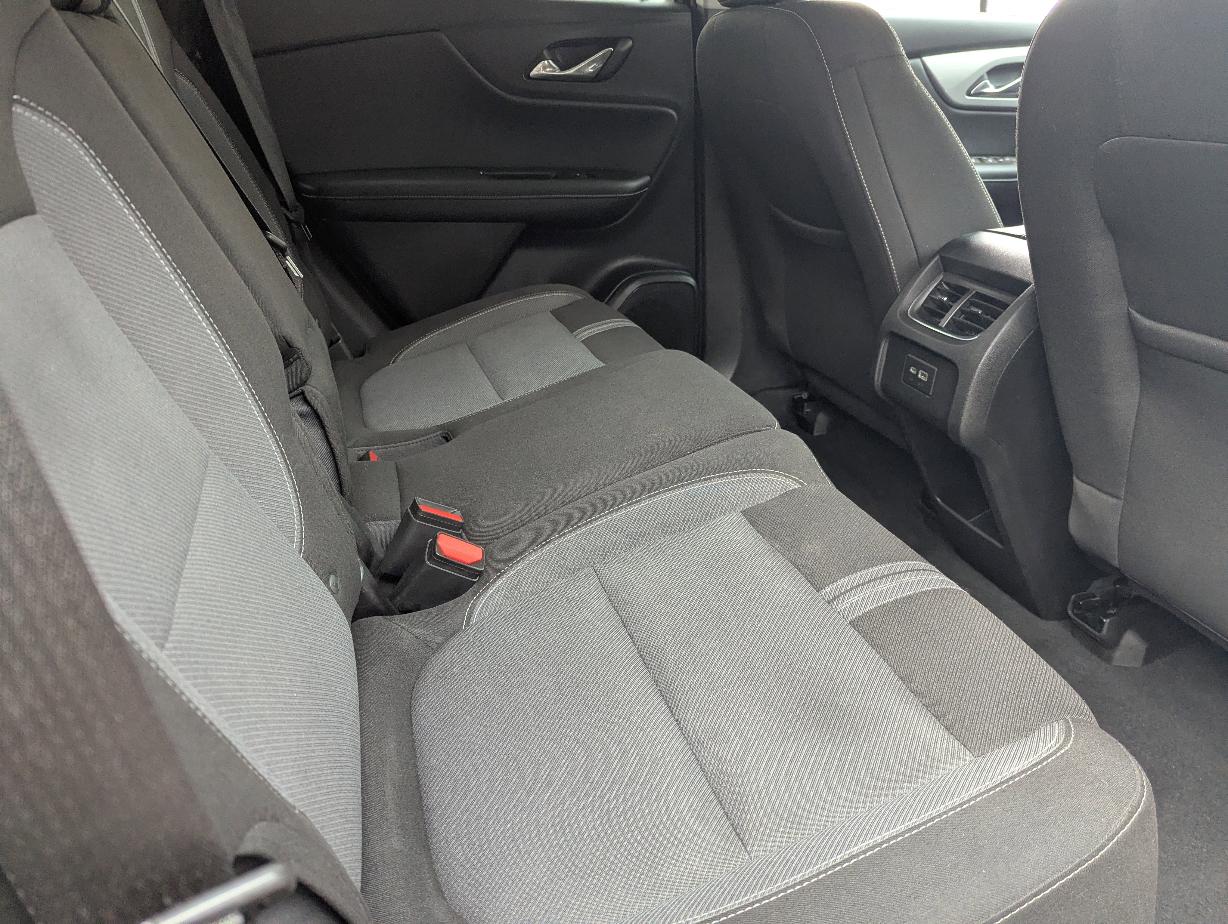 Used 2023 Chevrolet Blazer LT image 12