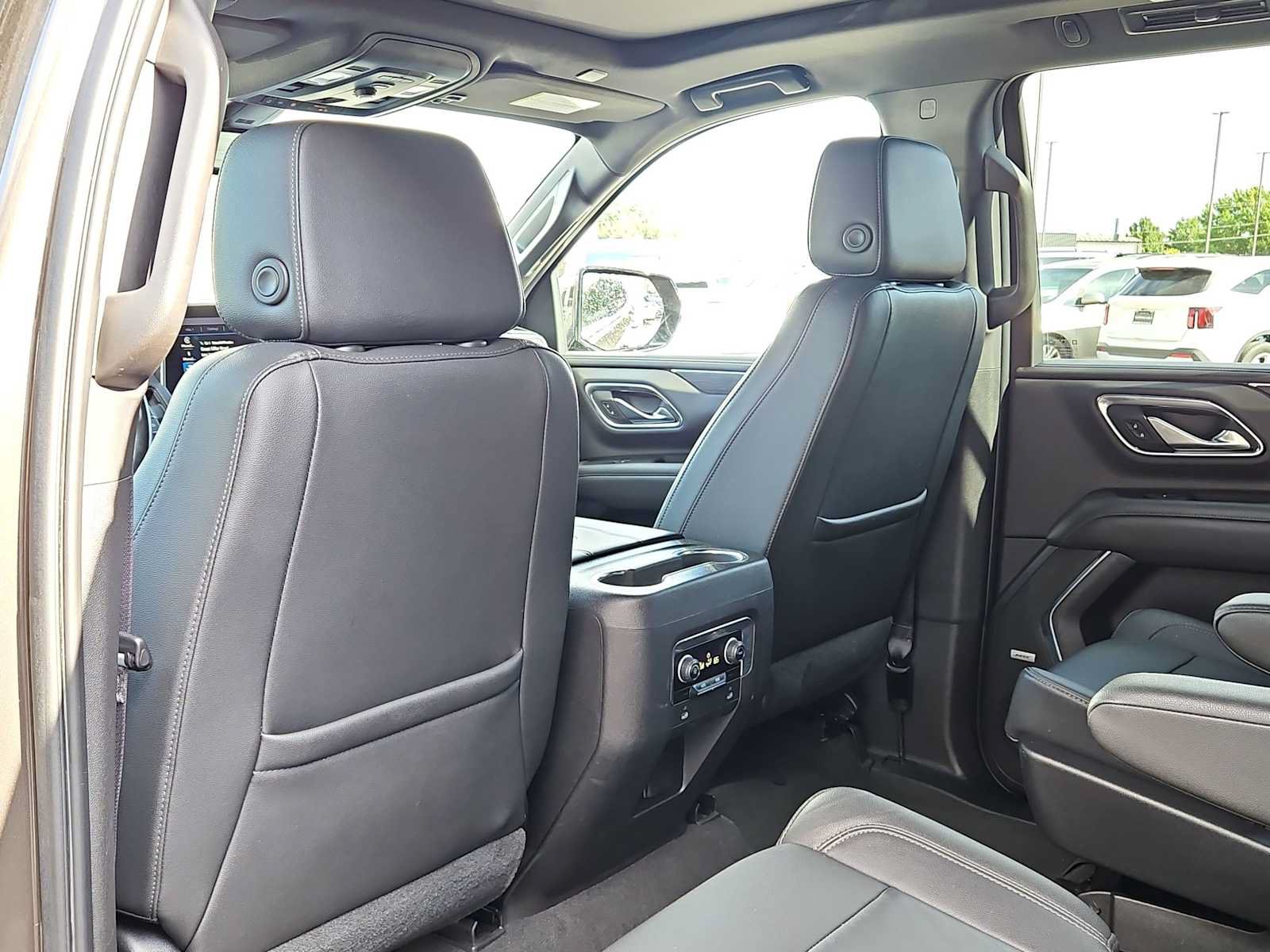 Used 2021 Chevrolet Tahoe LT AWD/4WD image 16