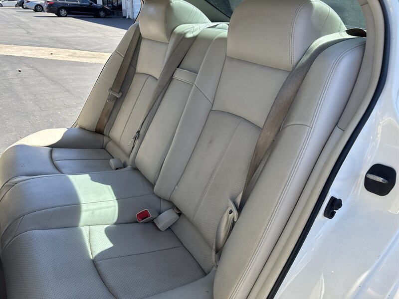 Used 2012 INFINITI G25 Journey RWD image 31