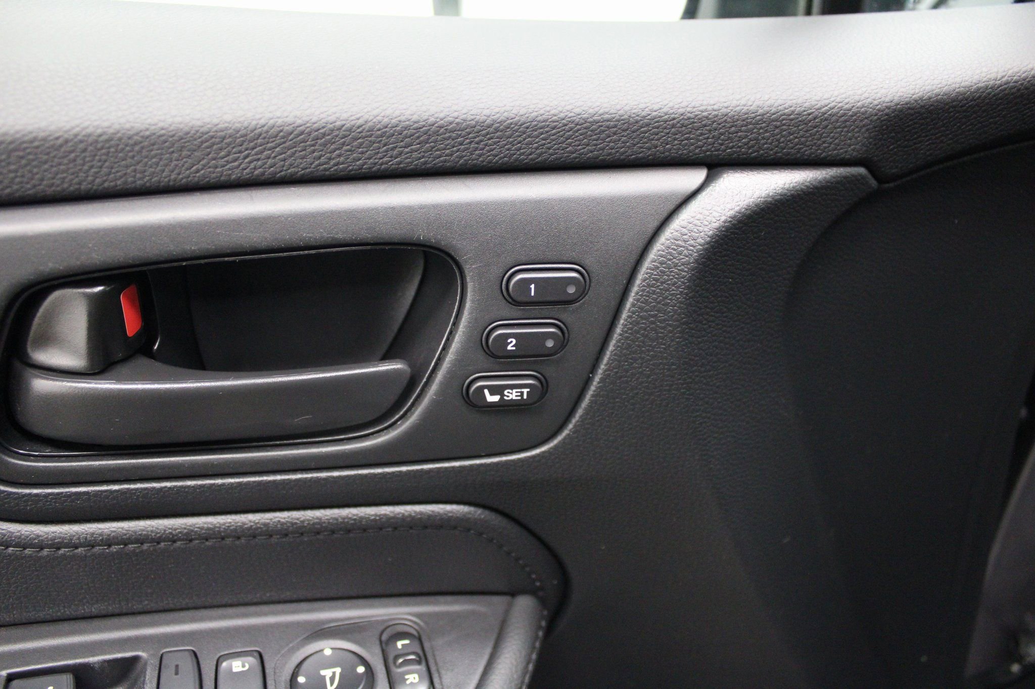 Used 2023 Honda Odyssey EX-L image 15