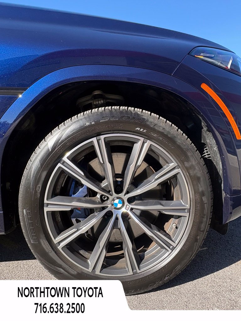 Used 2024 BMW X6 M60i AWD/4WD image 9