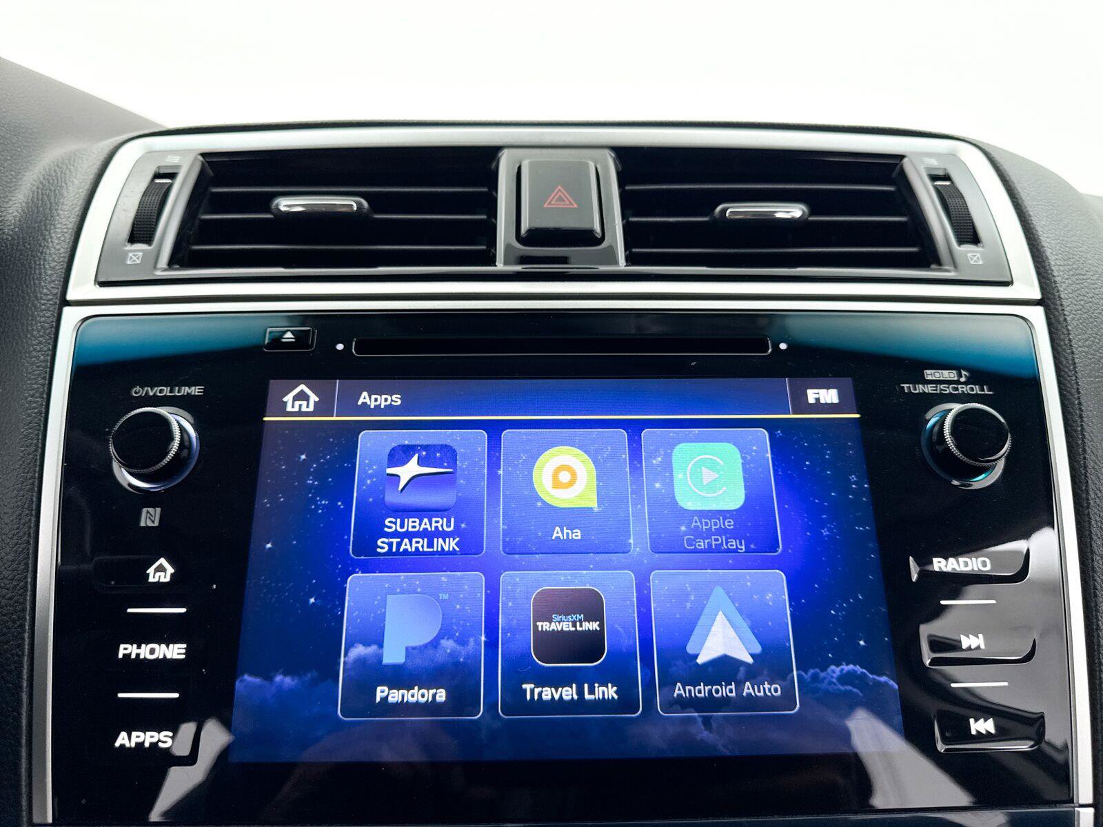 Used 2019 Subaru Outback 2.5i Premium AWD/4WD image 16