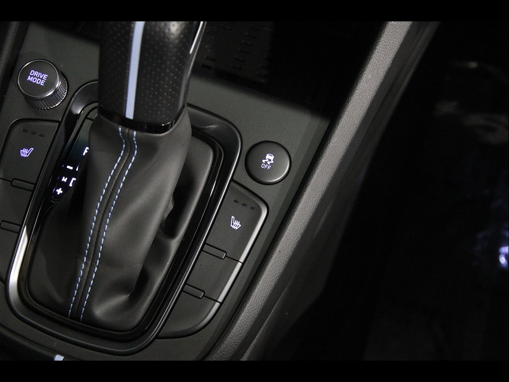 Certified 2022 Hyundai Kona N FWD image 17