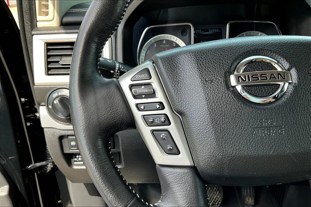 Used 2018 Nissan Titan PRO-4X w/ Pro-4x Convenience Package image 14