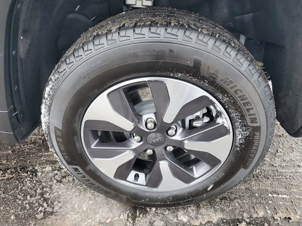 Used 2025 Jeep Grand Cherokee Limited 4xe image 36