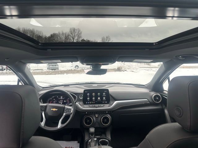 Used 2023 Chevrolet Blazer Premier w/ Driver Confidence II Package image 22