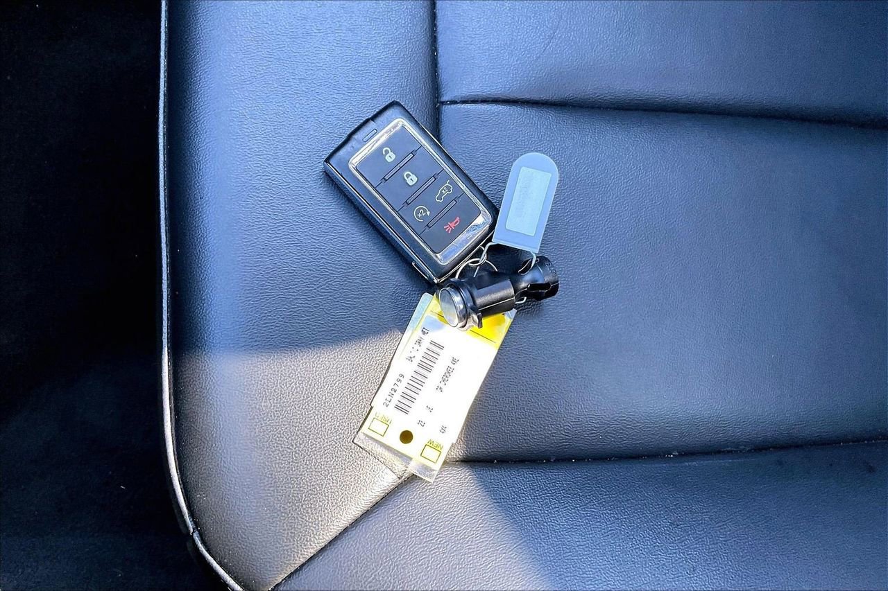 Certified 2023 Jeep Grand Cherokee 4WD 4xe image 32