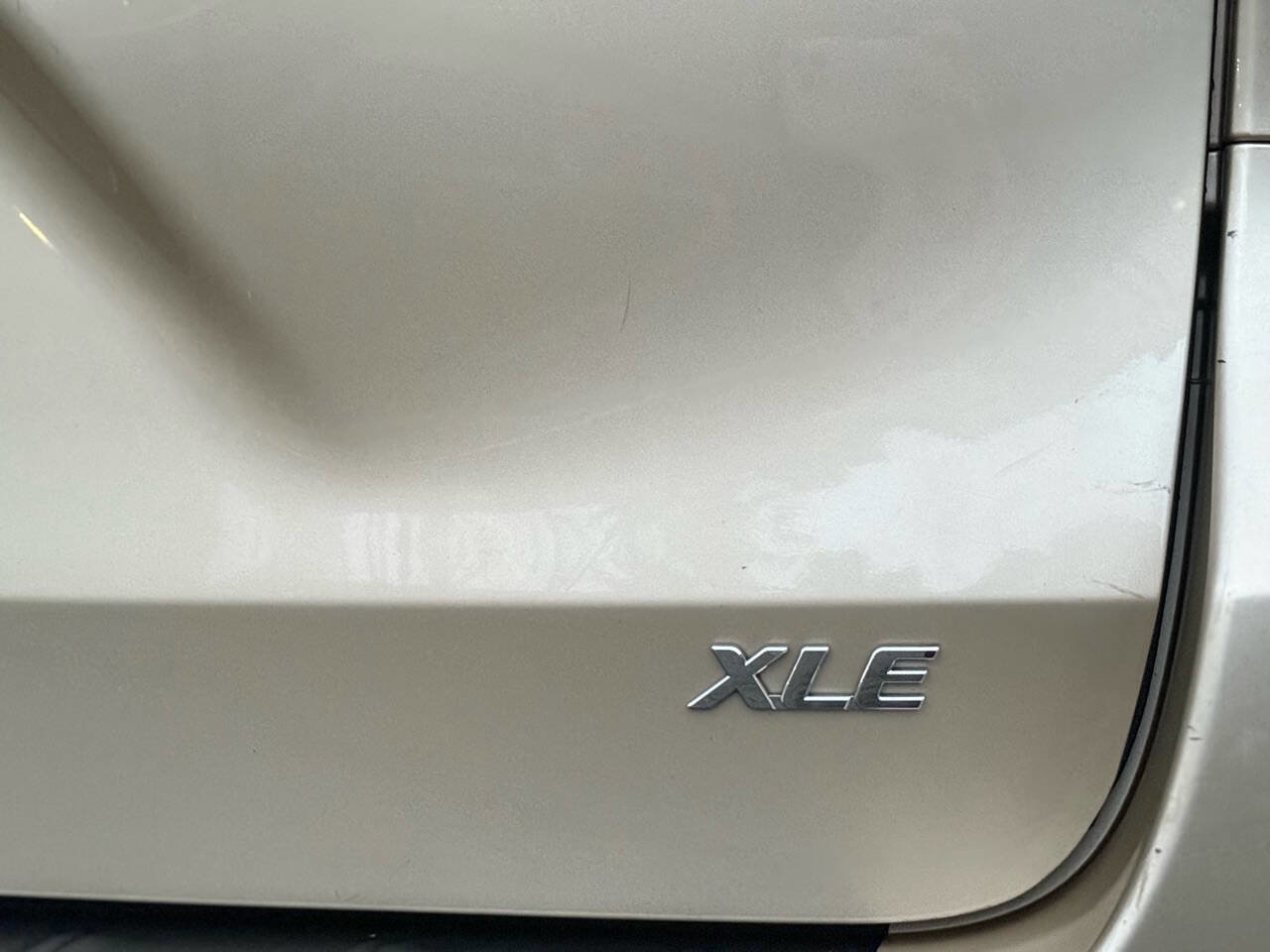 Used 2014 Toyota Sienna XLE FWD image 21