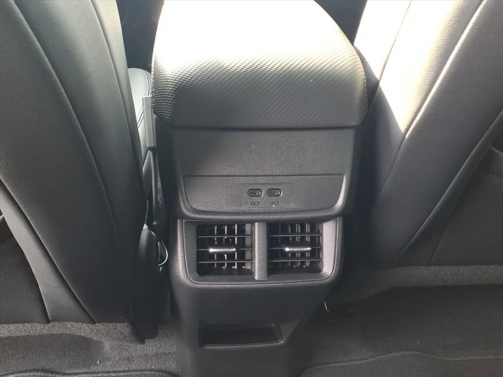 New 2026 Chevrolet Equinox LT w/ Convenience Package II FWD image 18